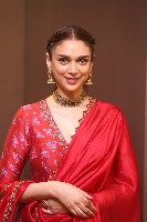 Aditi Rao Hydari Interview Photos